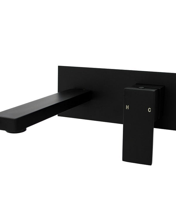 BLAZE - Black Spout Mixer