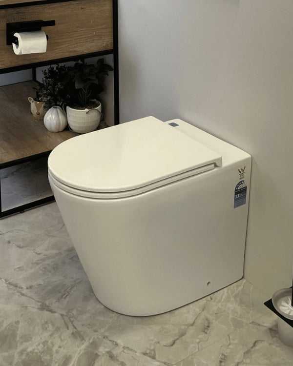 BERLIN99 580*360*430mm Gloss White Quiet Flushing Wall Faced Floor Pan