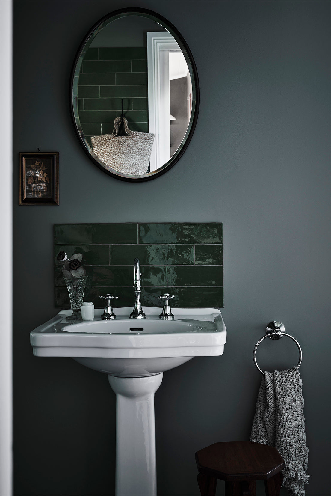 Claremont 58x45 Basin & Pedestal - 1TH
