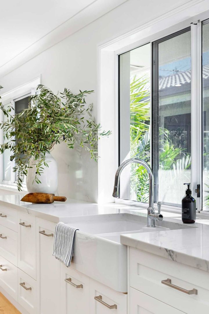 Chester 80x50 1TH Double Bowl Fireclay Sink (Overflow)