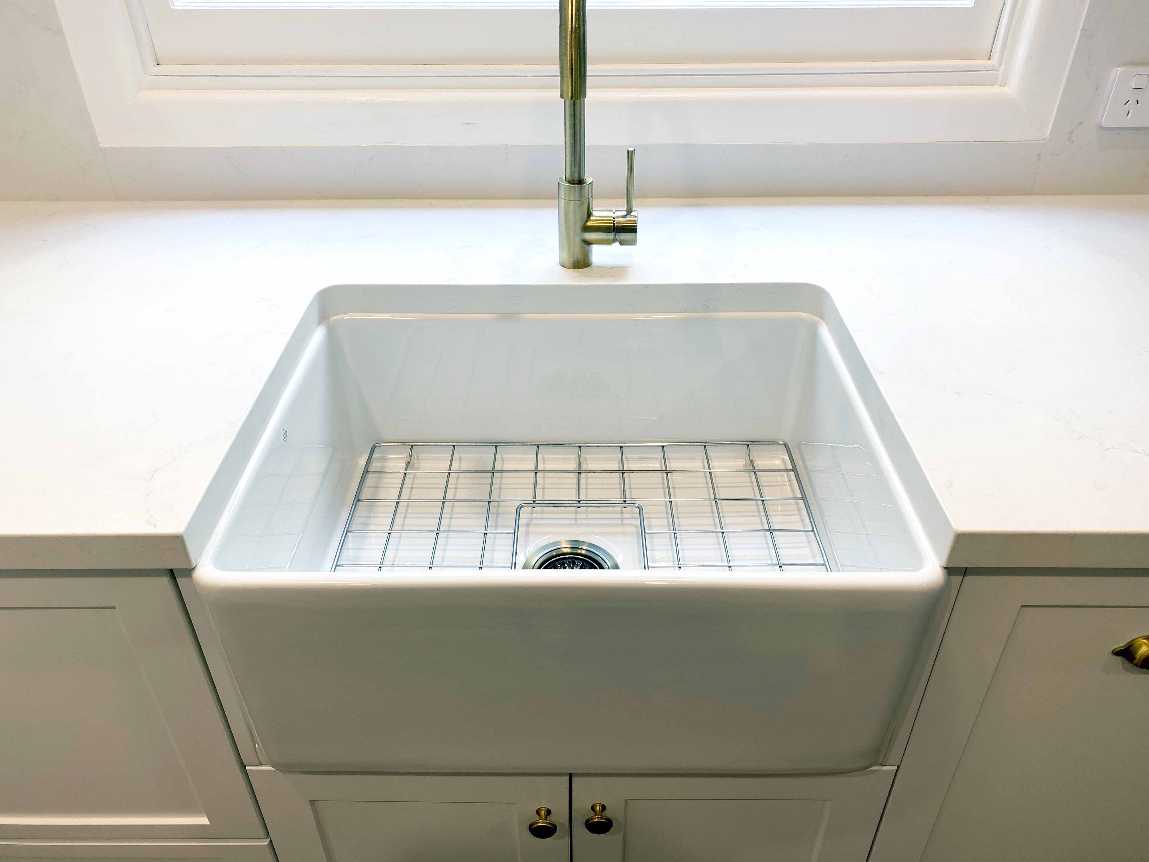 KIT - Novi 60x46 Fireclay Butler Sink (Overflow) – Gloss White