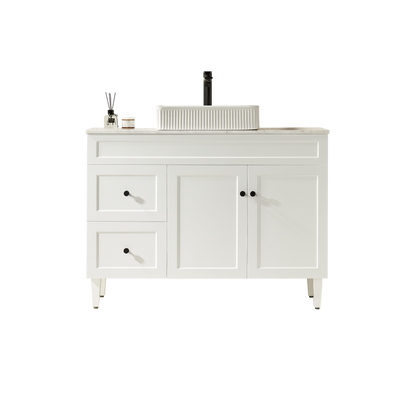 Harold Federation Free Standing Cabinet Matte White LK-FH124LL-MW