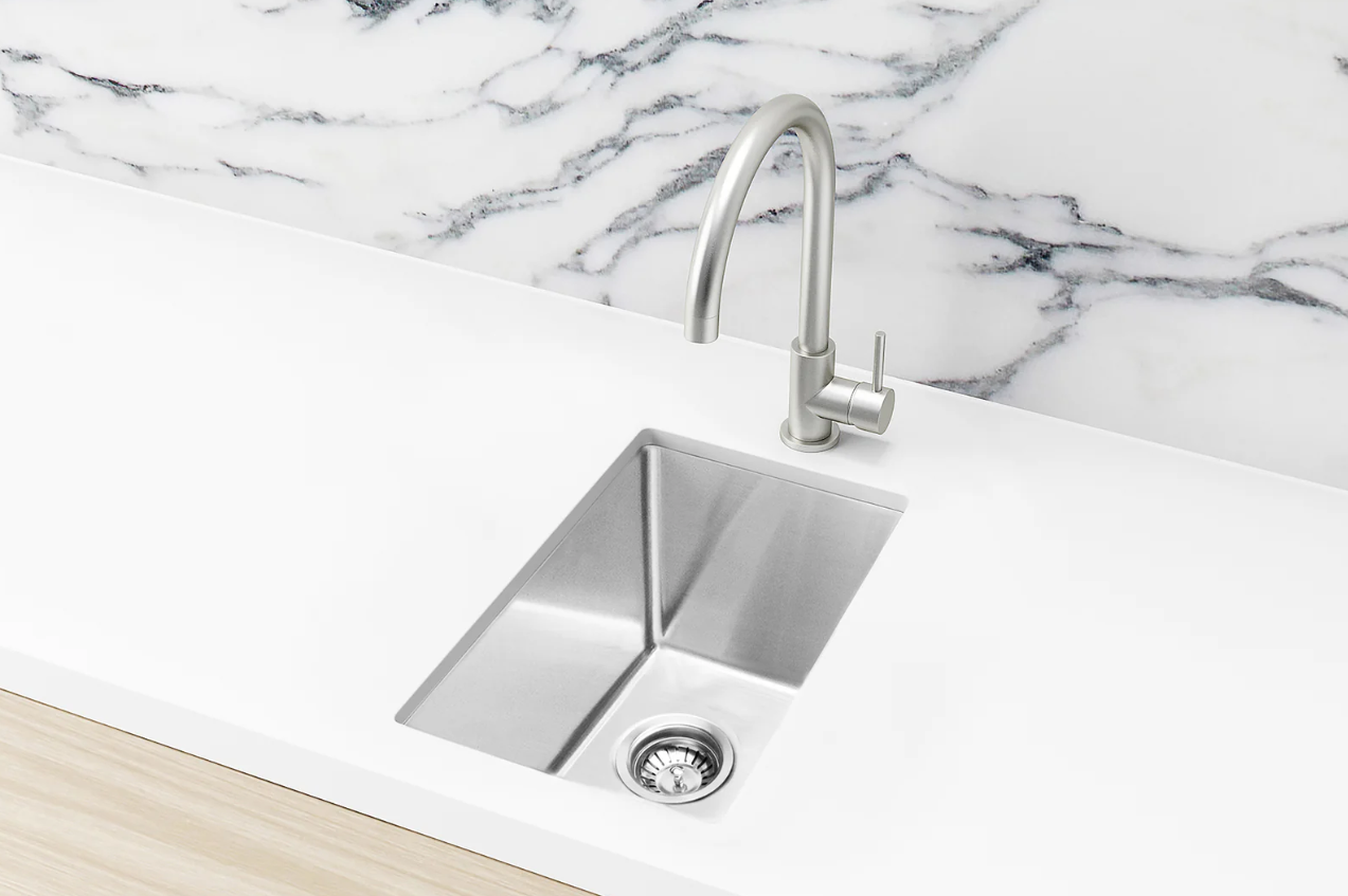 Kitchen Sink - Single Bowl 300 x 450