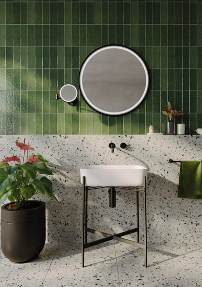 Sphere 600 with Matt White Aluminium Frame - W610 x H610 x D40