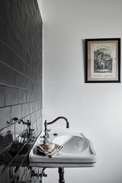 Claremont 58x45 Basin - 3TH