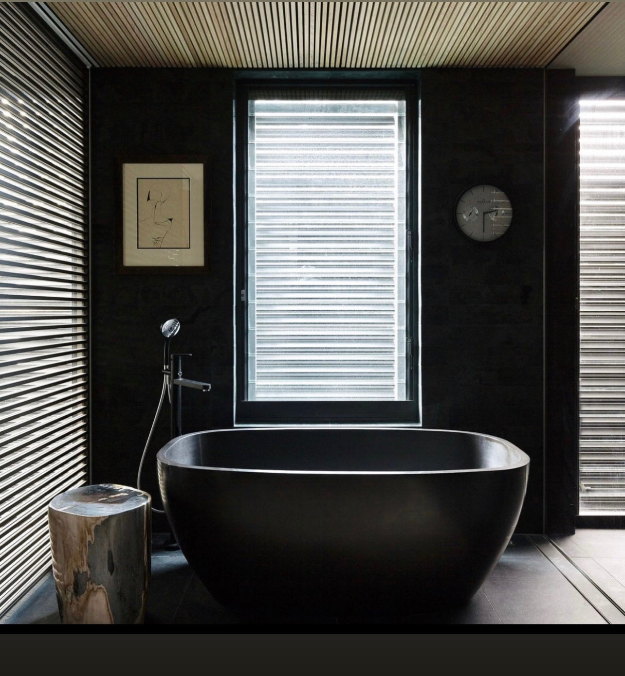 Pietra Bianca Chelsea Freestanding Bath Tub (PB4099-17)