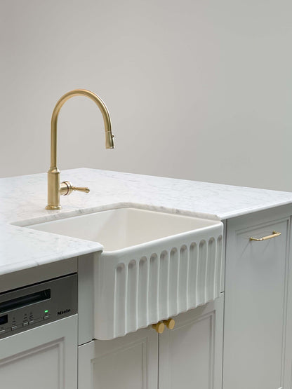 Novi 60x46 Fireclay Butler Sink - Gloss White
